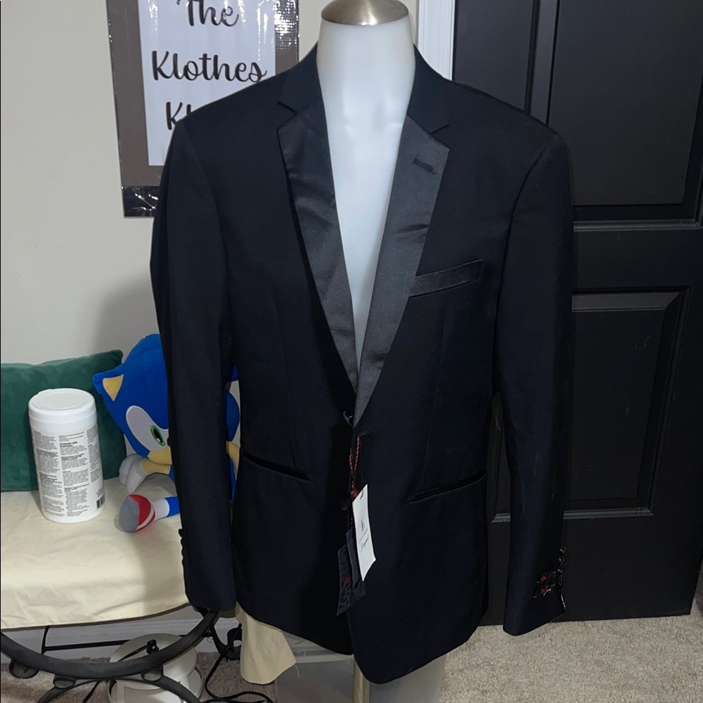 NWT Elegant Black Tuxedo Blazer